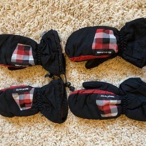 Dakine Mittens - 2 pairs